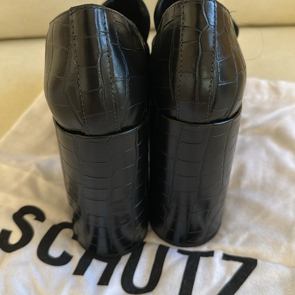 New in Box, SCHUTZ Viola Croco Platform Penny Loafers! Size US 9. - Picture 7 of 8